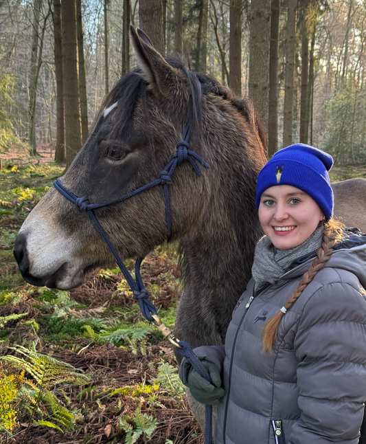Deine Individuelle Beanie mit deinem Pferd - Personalisierte Strick-Mütze