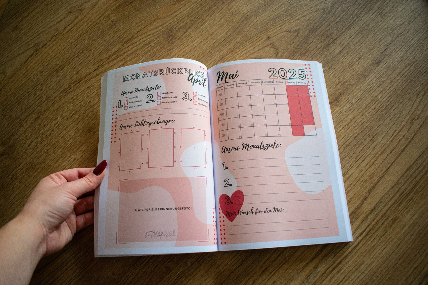 Das Trainingstagebuch für Pferd & Reiter - Jahreskalender 2025 - Gedruckter Kalender